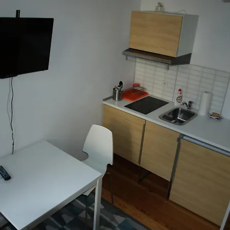 A&j Mostowa Old Town Apartman *