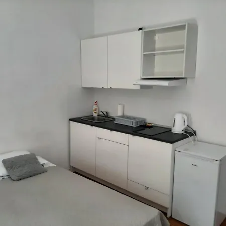 A&j Mostowa Old Town Apartment